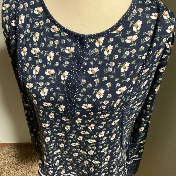 NWOT DR2 Long Sleeved Blue Top With 🌺 flowers Size S #121 - Picture 5 of 5